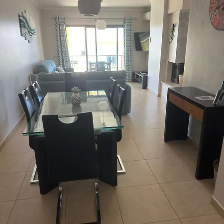 Jardins Da Guia אלבופיירה